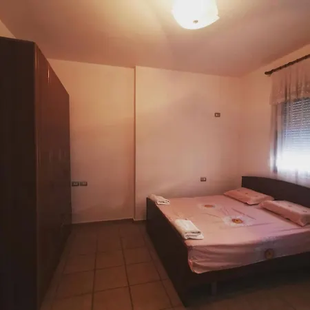 Apartment Rent Velipoje
